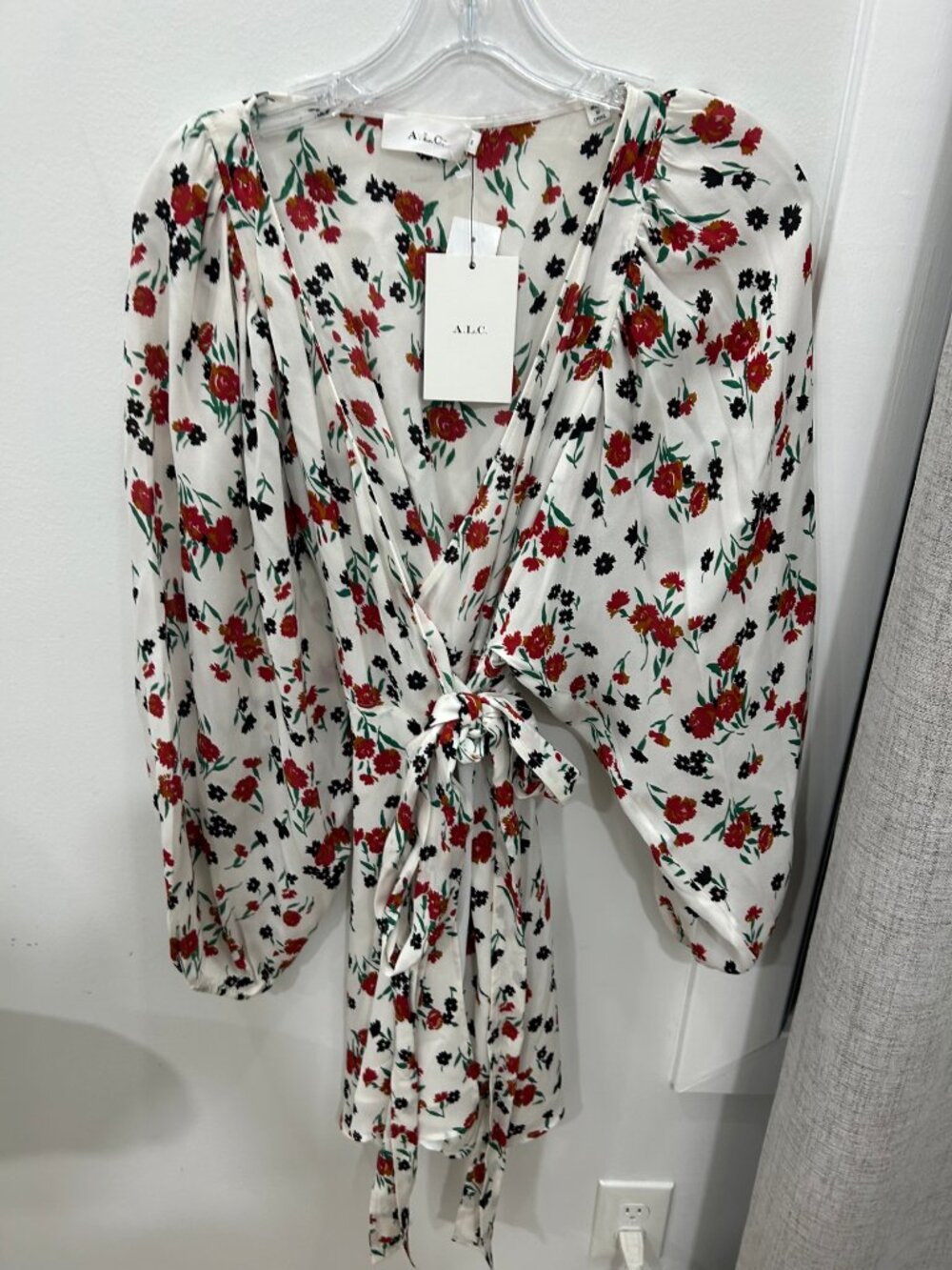 A.L.C. Floral Wrap Dress Tie Waist Ivory Red Print NWT Size 6